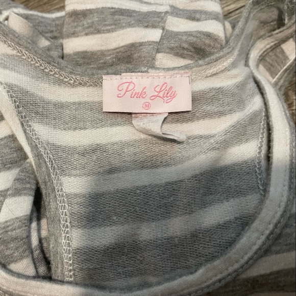 Women’s shirts - Picture 6 of 7